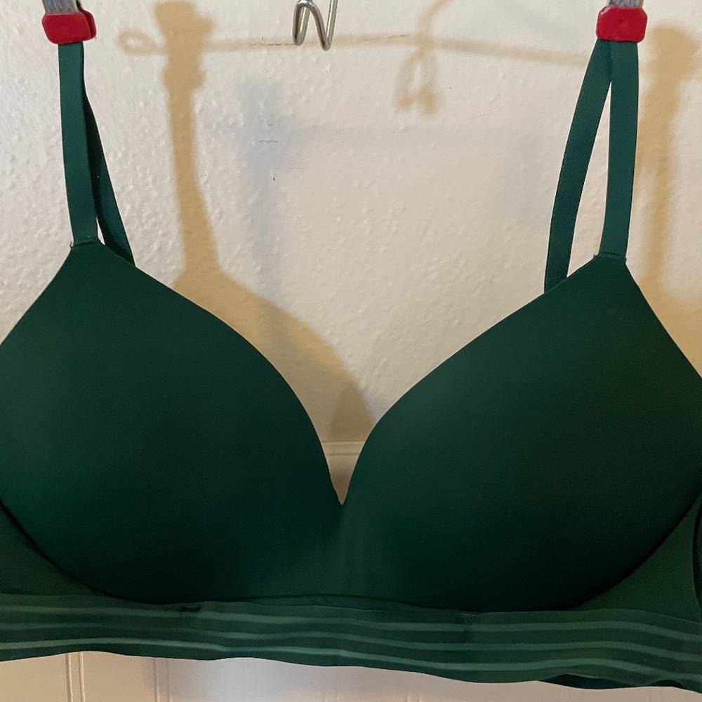 Auden Dark Green 38 C